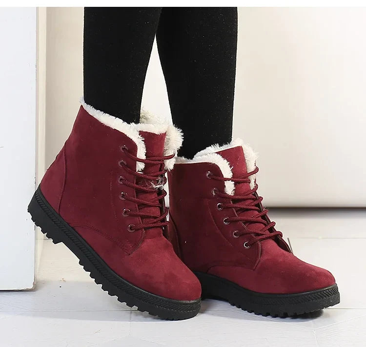 Bota Feminina de Inverno em Couro Legítimo - Veneza